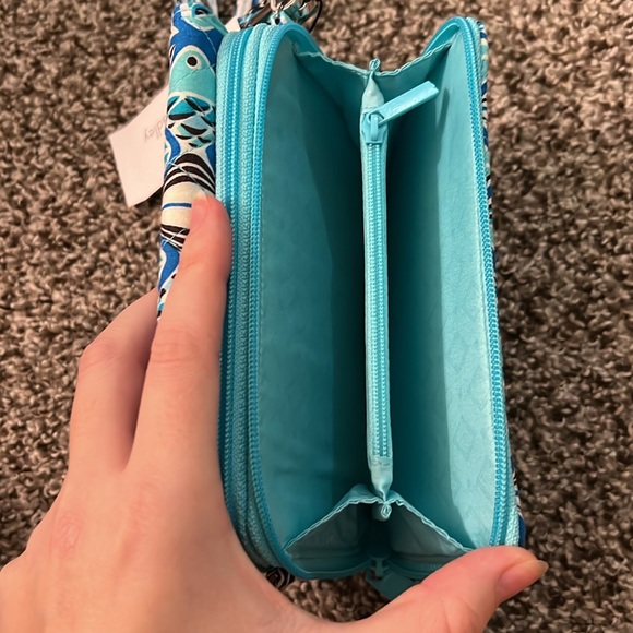 Vera bradley 3 in 1 crossbody - Picture 7 of 7